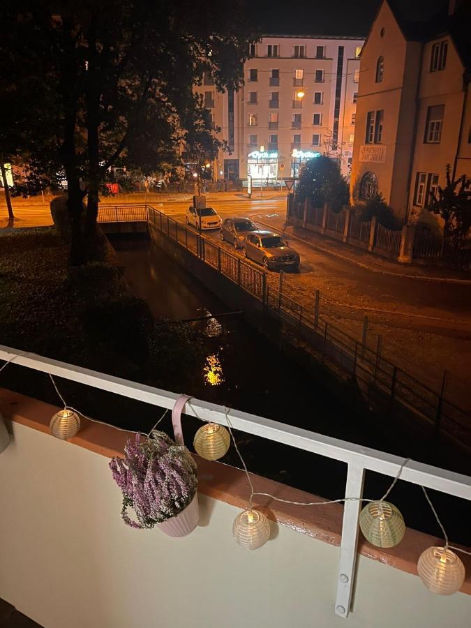 Lilis Apartment Mit Balkon Augsburg Exterior photo